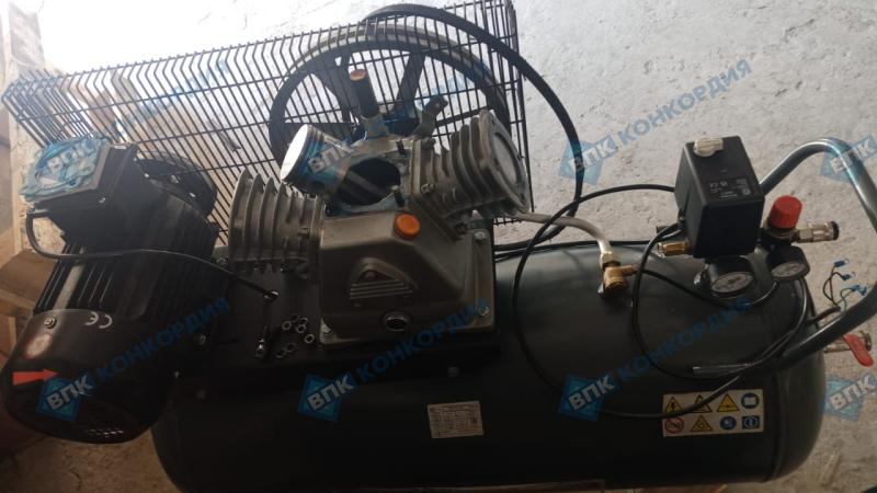 Техническое обслуживание поршневого компрессора Remeza СБ4/С-100.LB40 в г. Симферополь