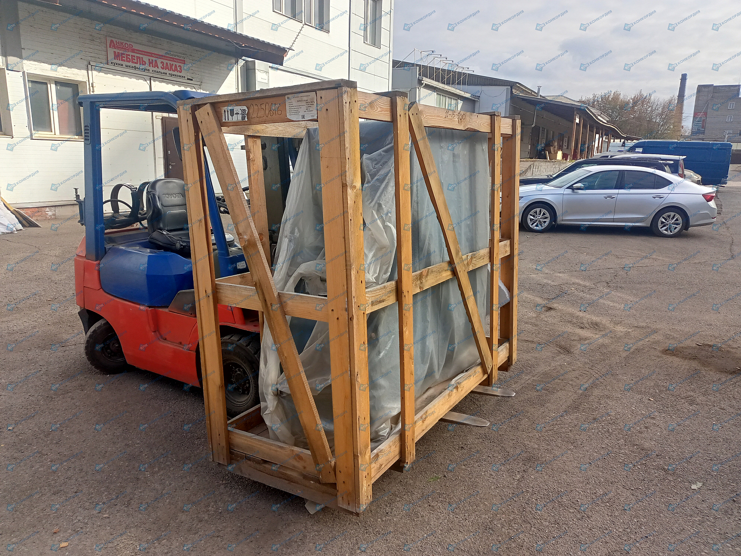 Отгрузка винтового компрессора Zammer SKTG11-15-500 в г. Красноярск