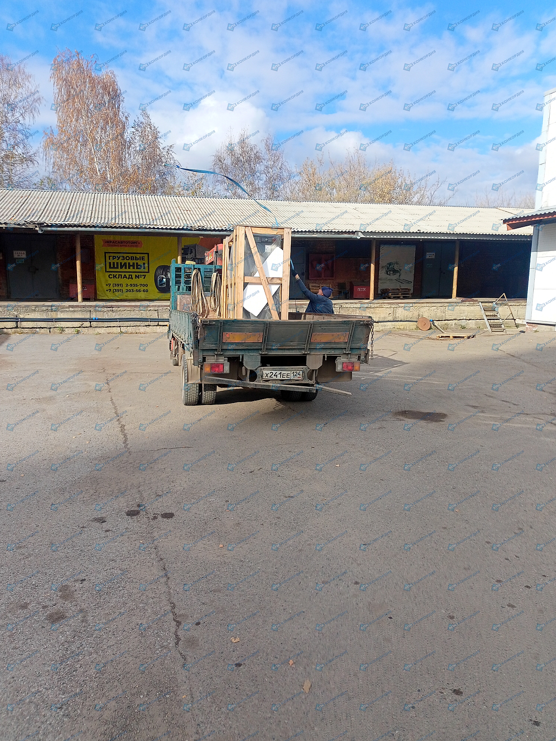 Отгрузка винтового компрессора Zammer SKTG11-15-500 в г. Красноярск