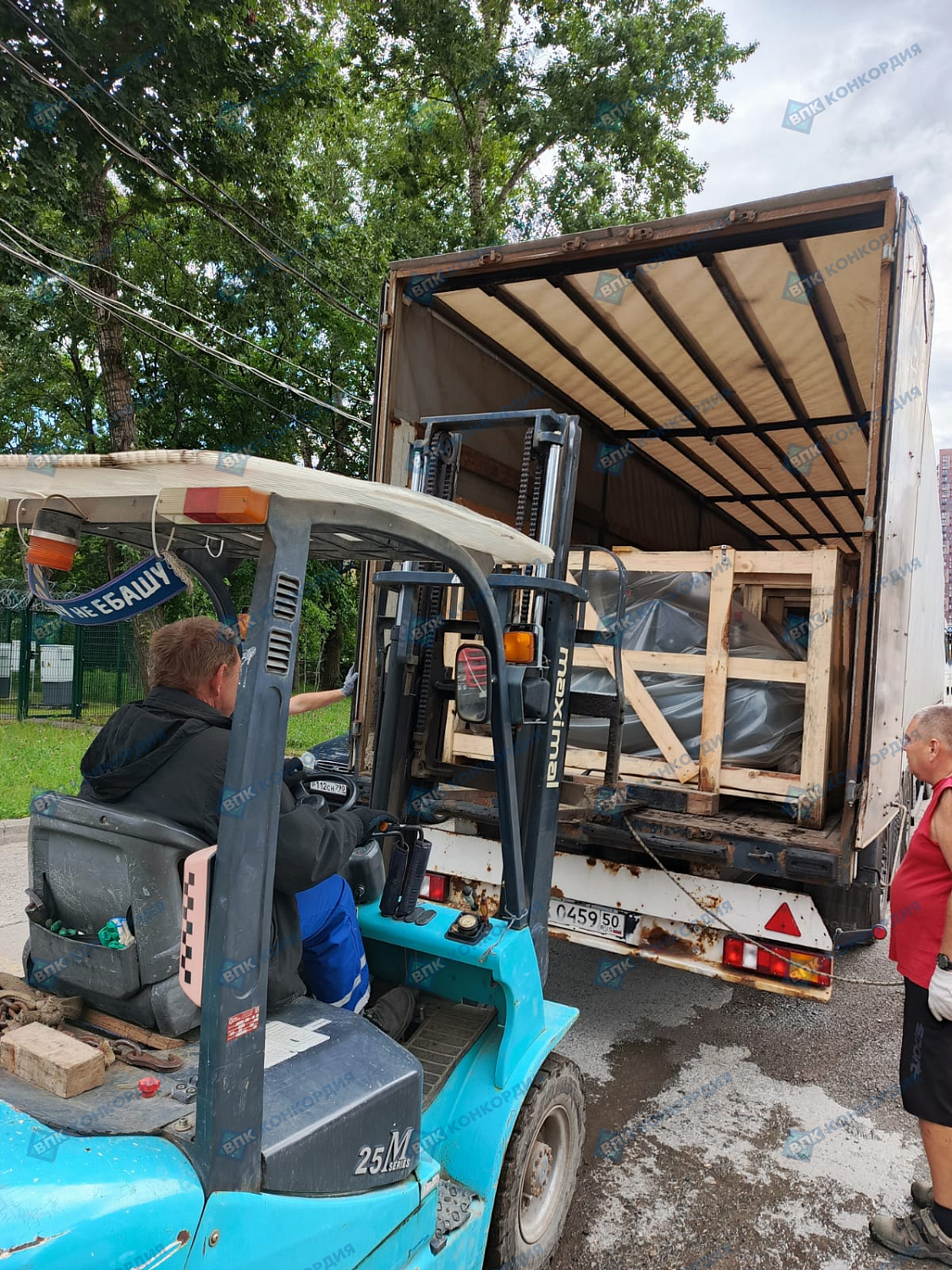 Отгрузка поршневых компрессора Remeza СБ4/Ф-500.LB75 в г. Москва